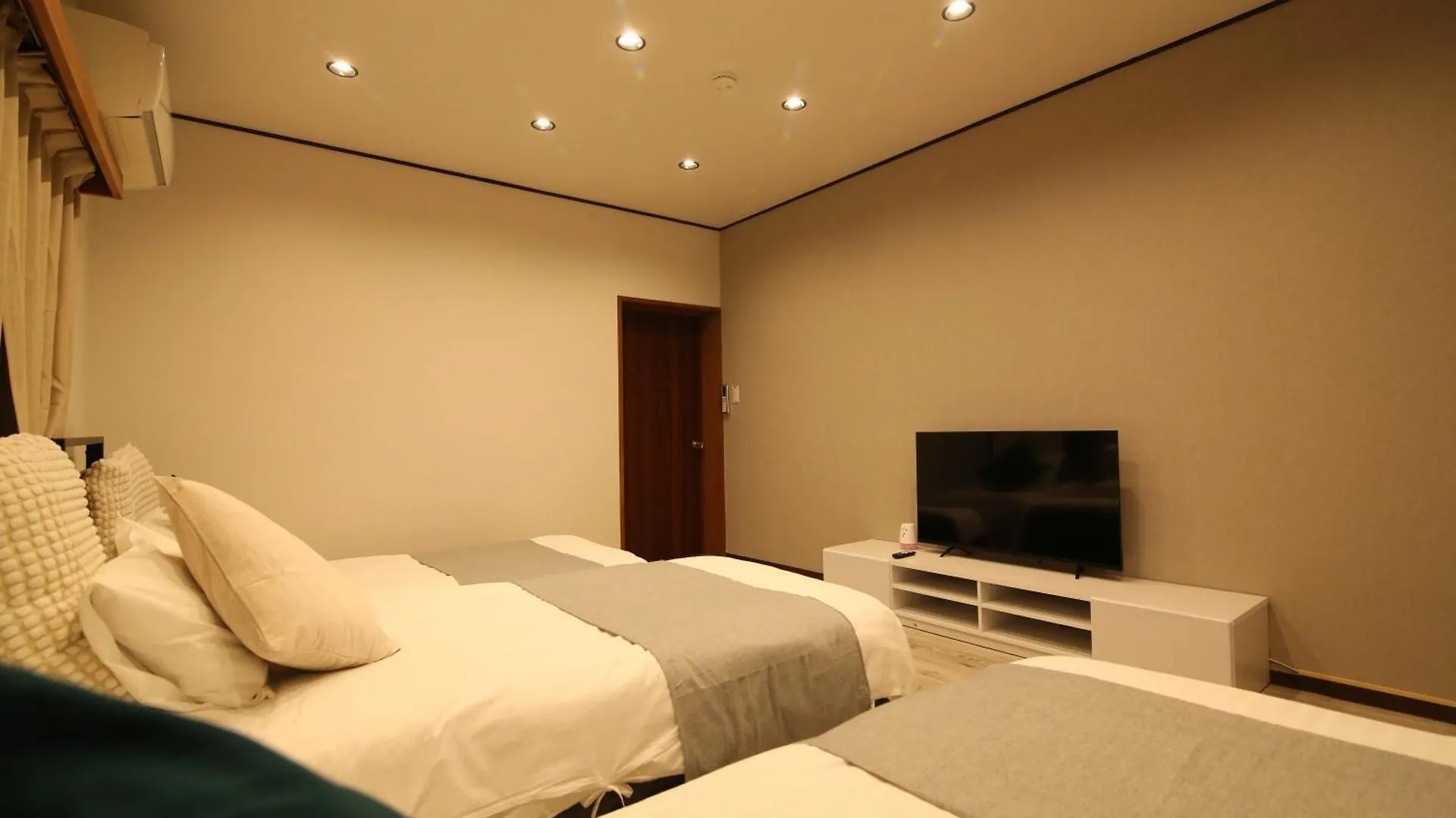 Апартаменты Nakai House Токио
