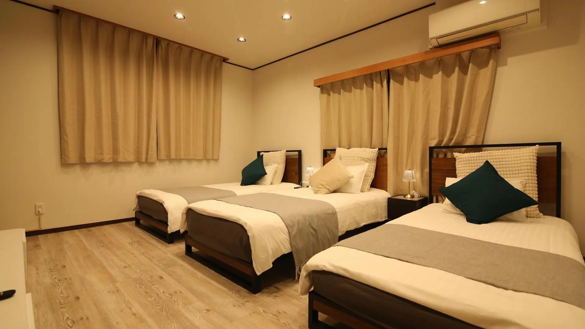 Апартаменты Nakai House Токио 0*,  Япония